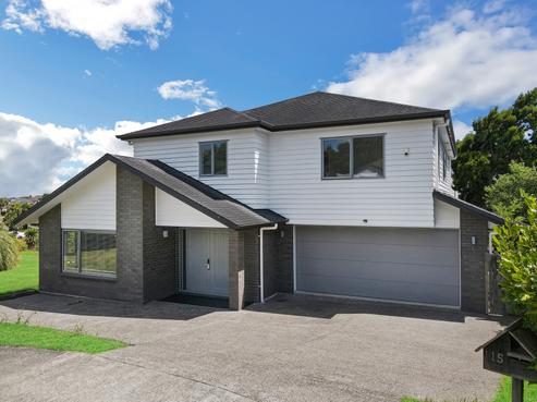 15 Aviano Close, Flat Bush