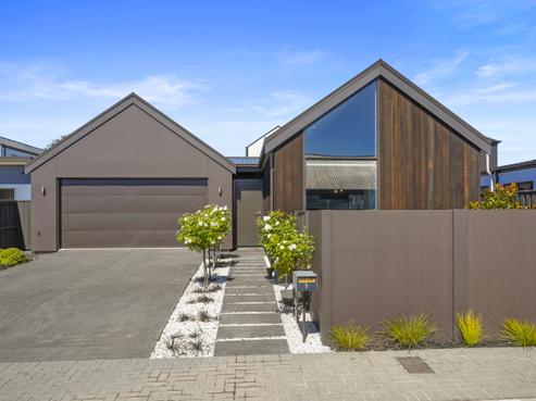 6 Stroma Avenue, Casebrook