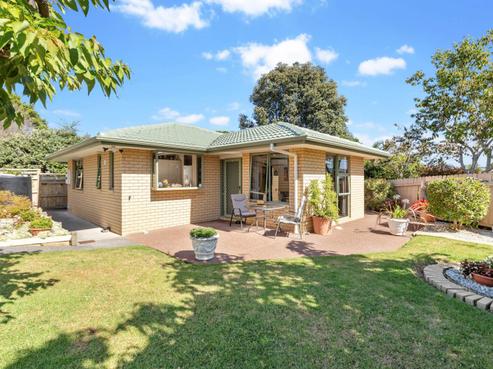 137A Vodanovich Road, Te Atatu South