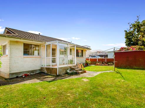324A Waiwhetu Road, Fairfield