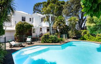 14 Elizabeth Road, Bluff Hill