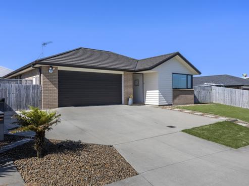 6 Opouatu Avenue, Glenbrook