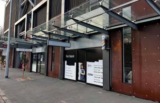 Attractive Park Facing Retail