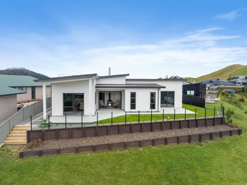 21 Manatu Close, Whangamata