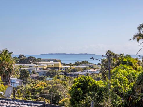 191 East Coast Road, Castor Bay