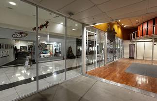 130sqm prime retail - Riccarton