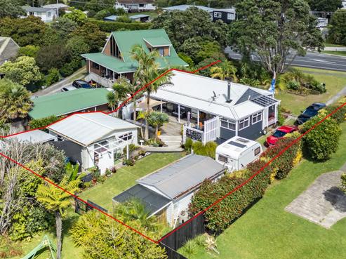 298 Main Road, Tairua