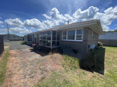 2/57 Orams Road, Manurewa