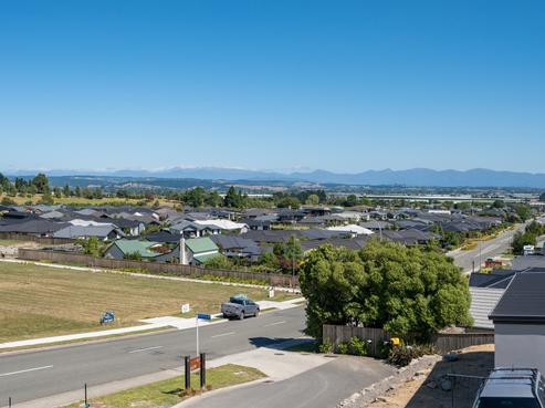 2 Broadview Way, Richmond