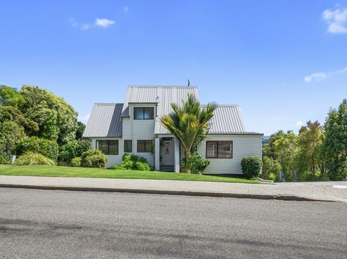 62 Kotare Street, Waikanae