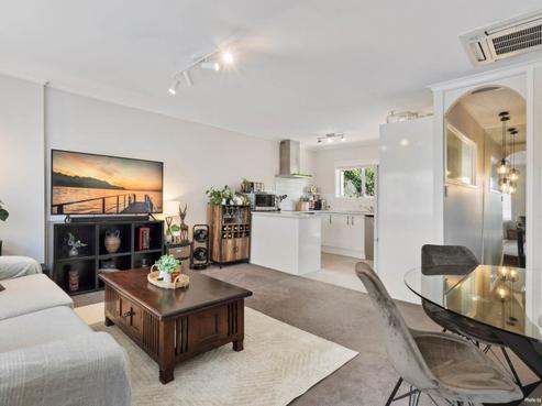 2/6 Gladys Avenue, Glenfield