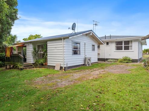 10 Kelly Street, Utuhina