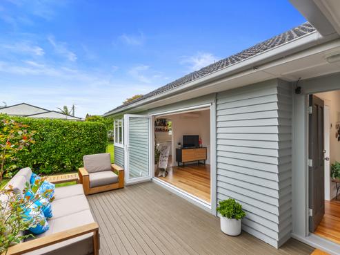 86 Taikata Road, Te Atatu Peninsula