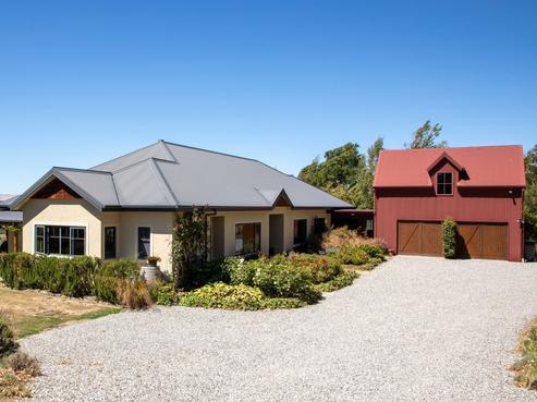 235 Blackman Road, Alexandra