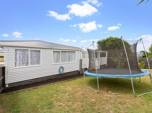 1/11 Christmas Road, Manurewa