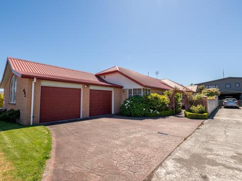 250 Herbert Street, Windsor