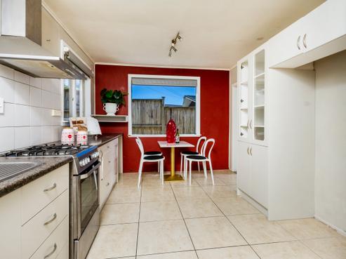 70 Chivalry Road, Glenfield