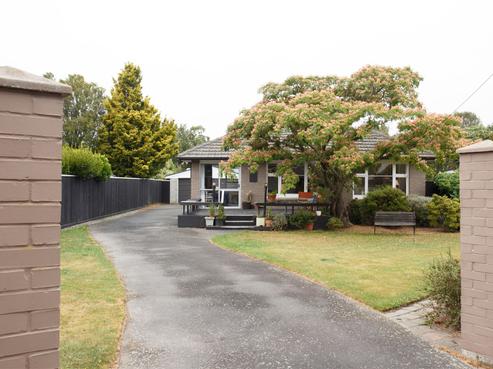94 Moffat Drive, Lincoln