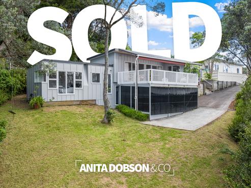 21 Ocean View Road, Hatfields Beach