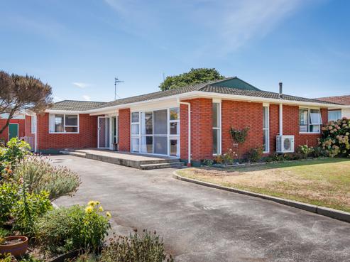 45 Terry Crescent, Milson