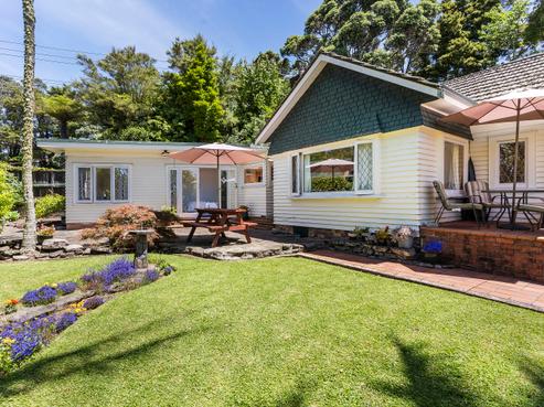 270 Titirangi Road, Titirangi