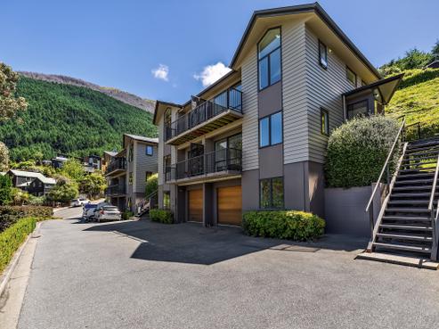 4/8 Mckerrow Place, Fernhill/Sunshine Bay