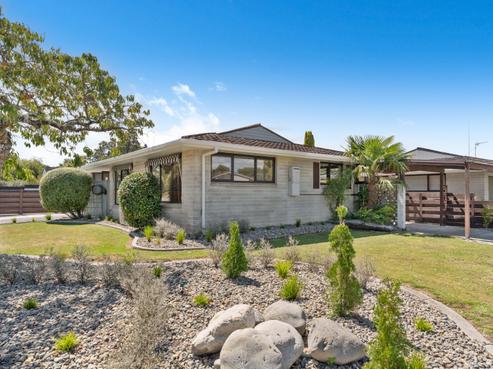 1 Cobham Place, Solway