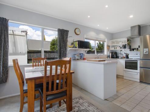 15 Parry Palm Avenue, Waihi
