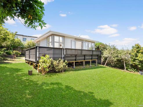 1/412 East Coast Road, Sunnynook