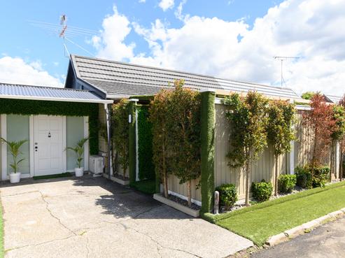 2/82B Luke Street East, Otahuhu