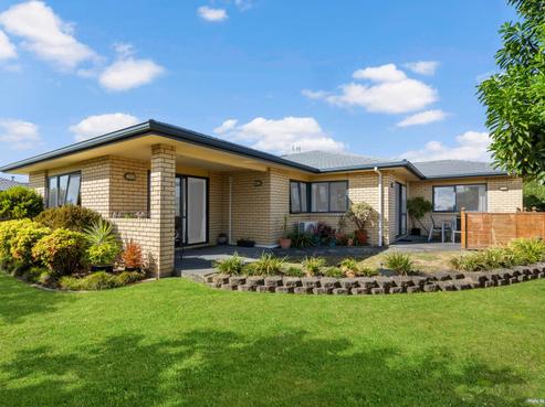 44 Riverside Drive, Waiuku