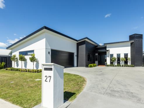 27 Hikawera Drive, Frimley
