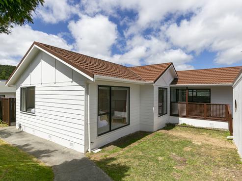 2 Stockden Place, Karori