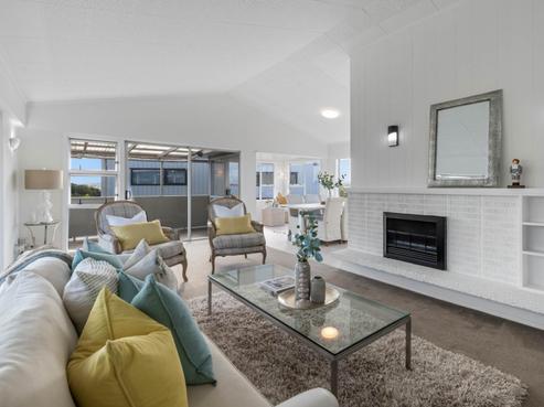 20 Chatsworth Crescent, Pakuranga Heights