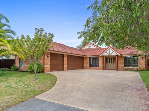 18 The Stables, Woodend