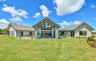 64 Bushlake Way, Kingseat