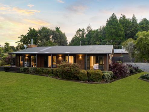 79 Steel Road, Ararimu