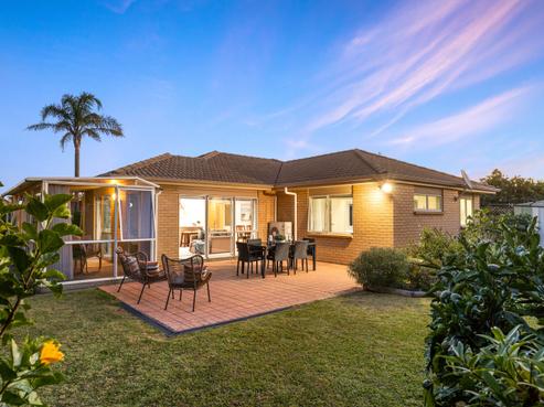 94 Lakeside Drive, Orewa
