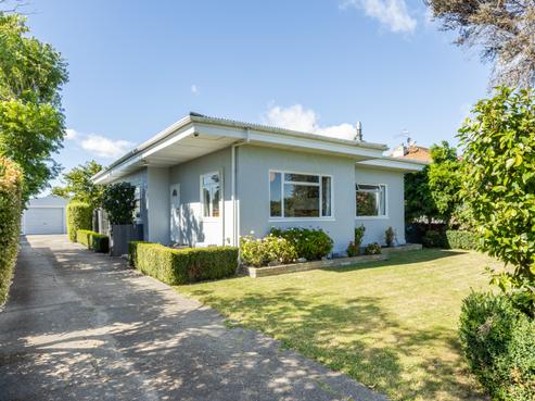 512 Lumsden Road, Akina