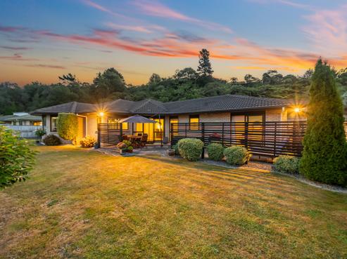 4 Aragon Grove, Kingsley Heights