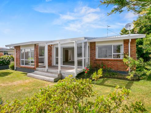 66C Waiwaka Terrace, Strandon
