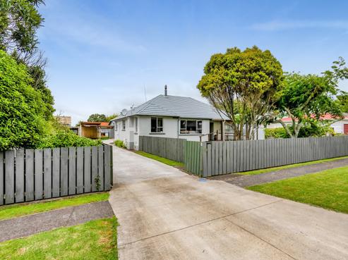 19 Kahikatea Street, Inglewood