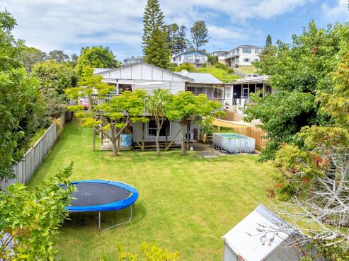 5 Scott Road, Stanmore Bay