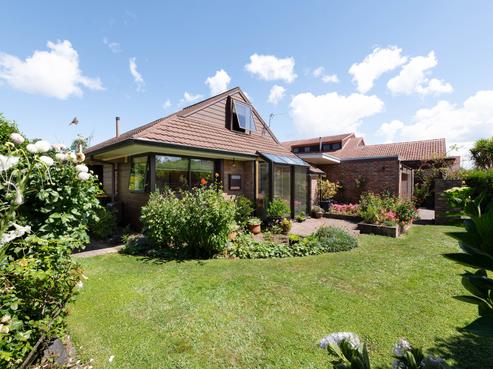 12 Cooper Place, Chedworth