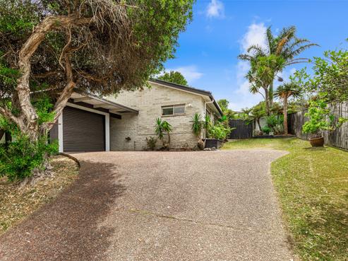 211 Glamorgan Drive, Torbay