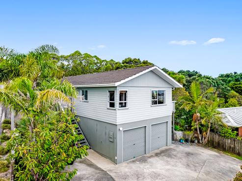 2/23 Thalia Place, Totara Vale