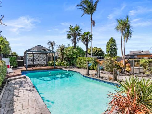 13 Donegan Place, Conifer Grove