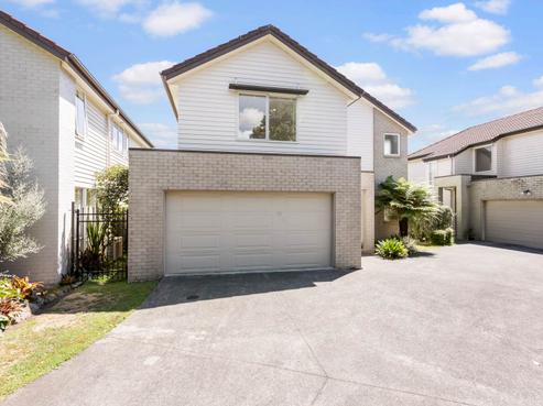 10 Sires Parkway, Takanini