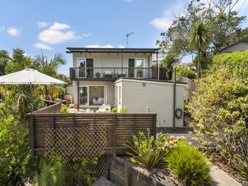 8 Willow Avenue, Birkenhead