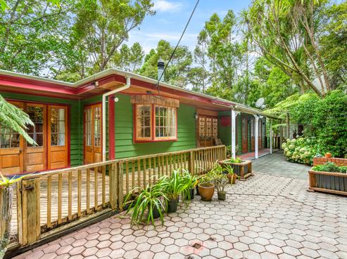 46 Tanekaha Road, Titirangi
